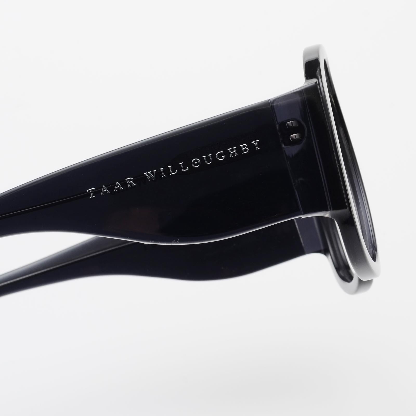 All That She Wants - Brown Sunglasses - Taar Willoughby