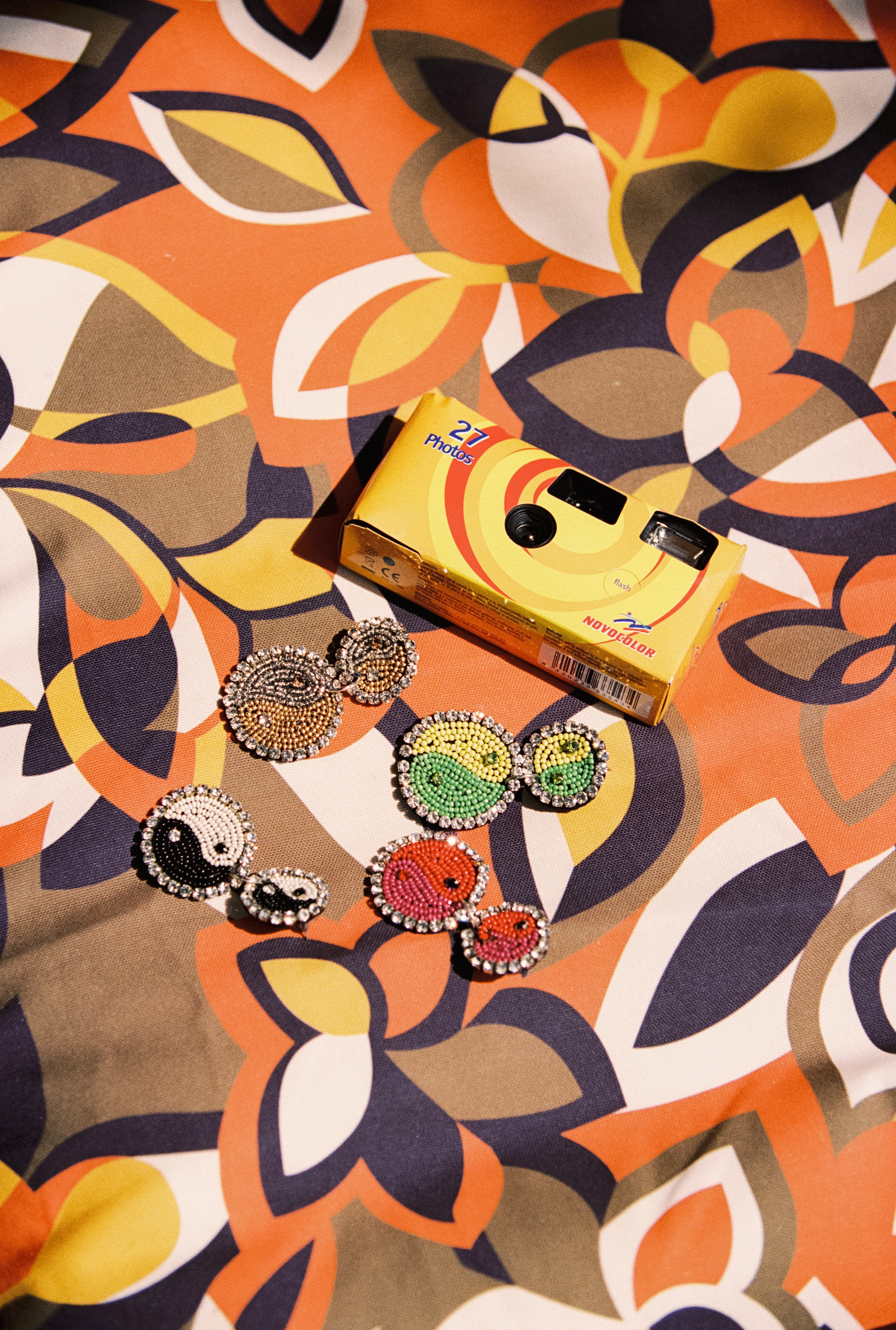 Yin Yang - Earrings - Taar Willoughby