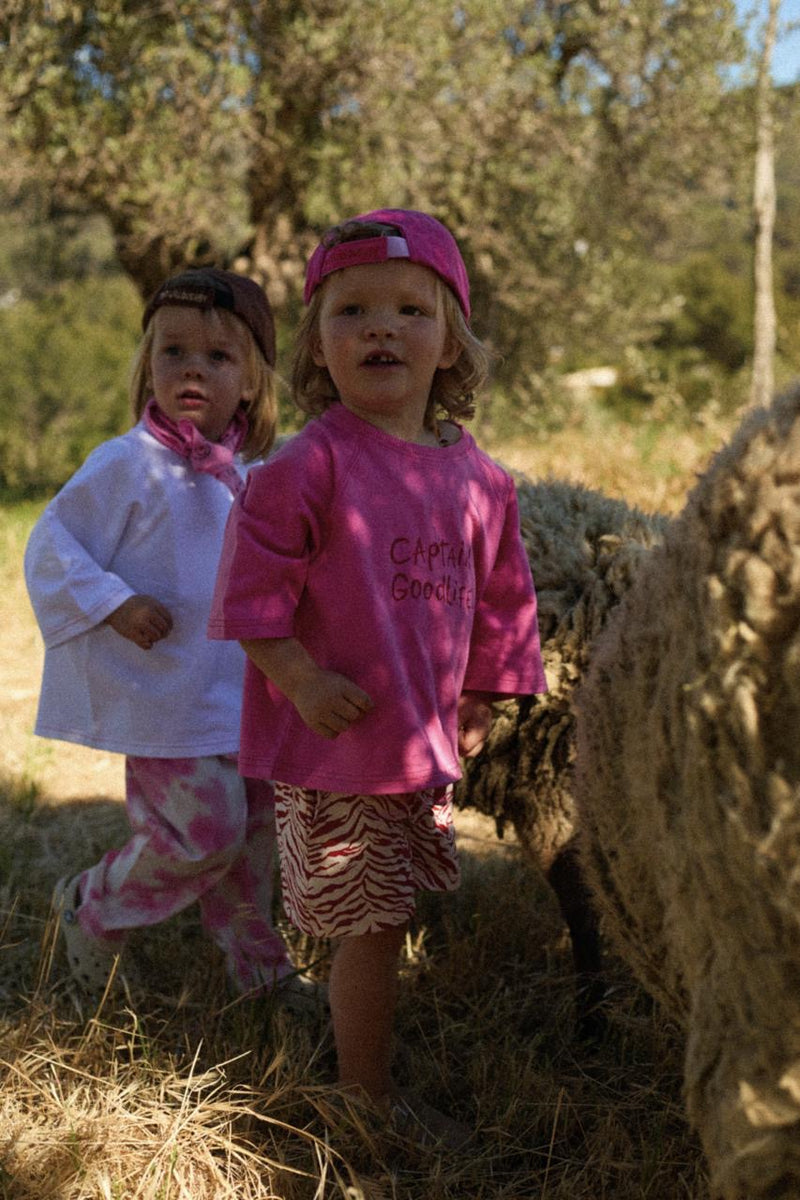 Love Me Do - T shirt Pink - Taar Willoughby