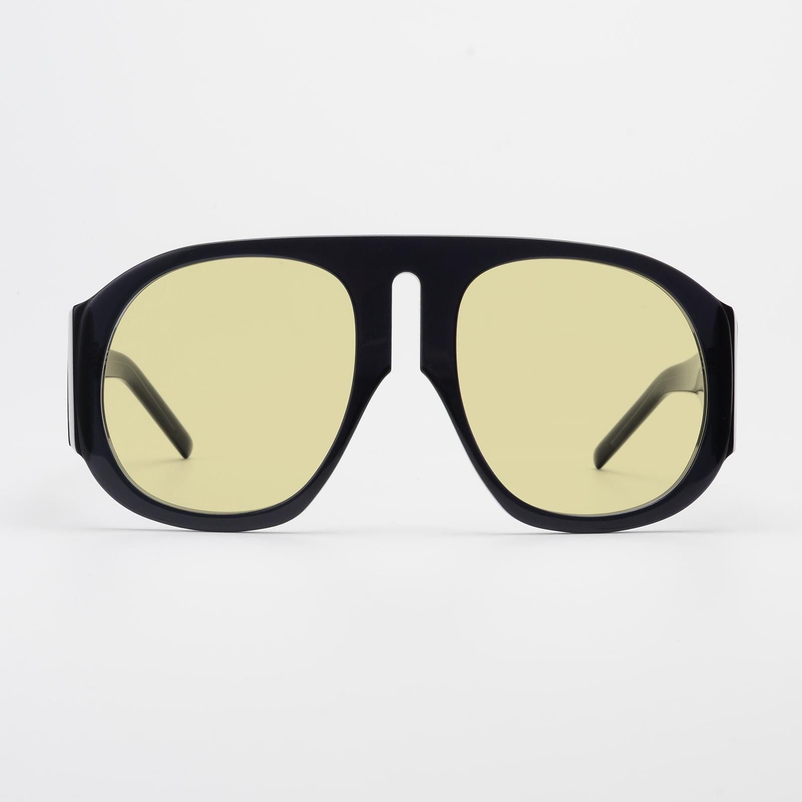 All That She Wants - Brown Sunglasses - Taar Willoughby