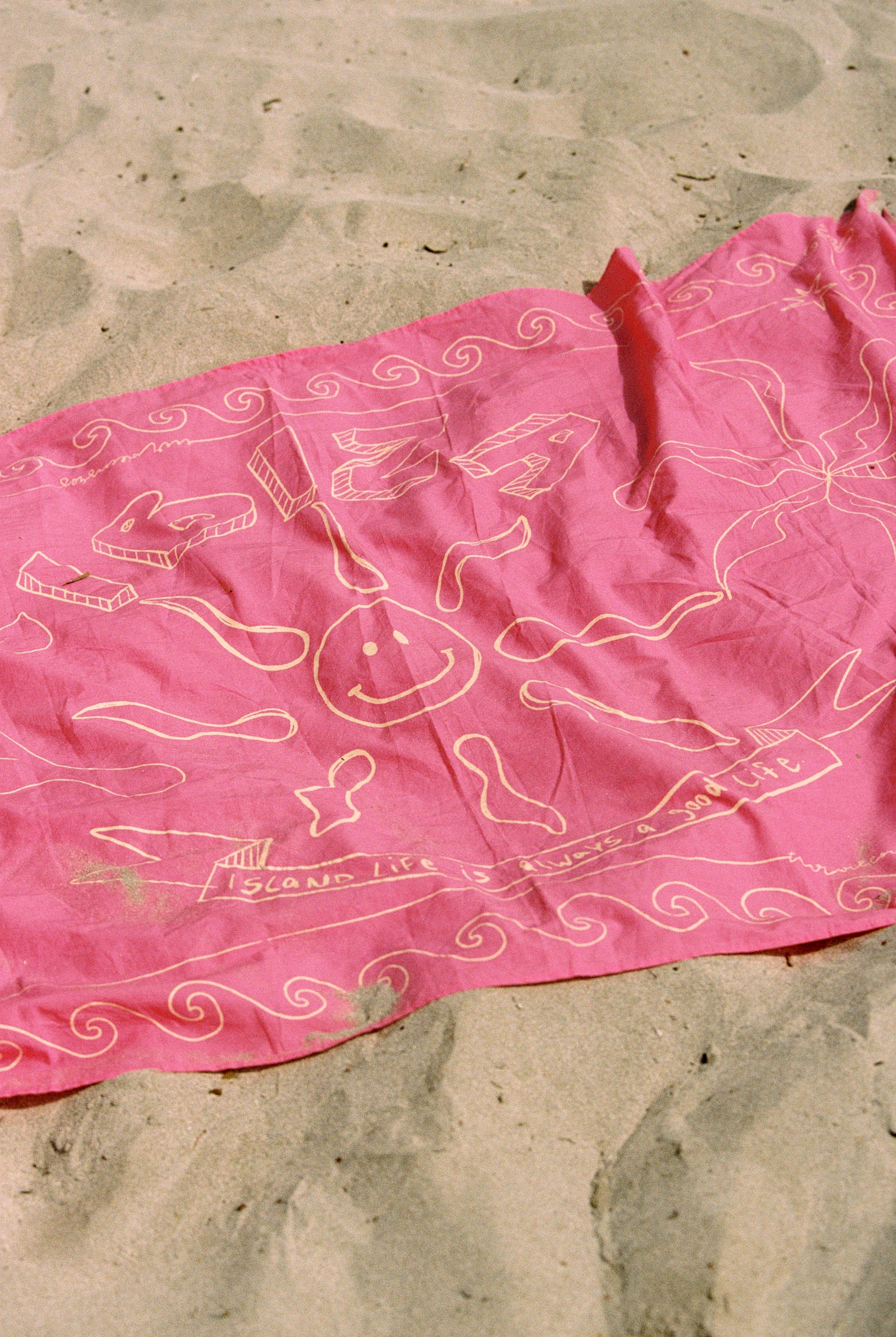 Round Round - Pink Pareo - Taar Willoughby