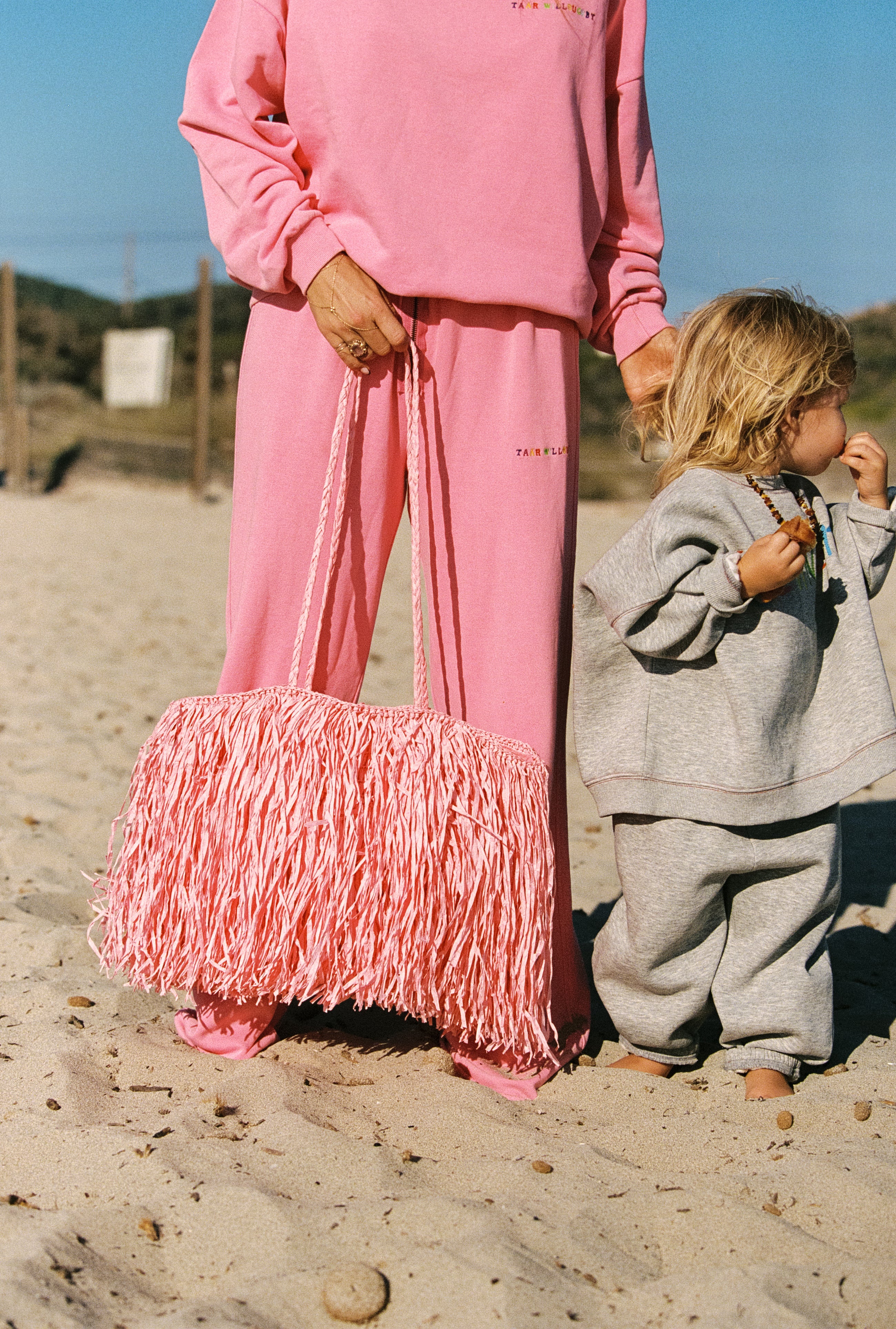 Never gonna give you up - Raffia Bag Pink - Taar Willoughby