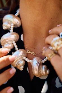 Taar Willoughby x Anna + Nina Necklace Balck Necklace Big Shell - Taar Willoughby