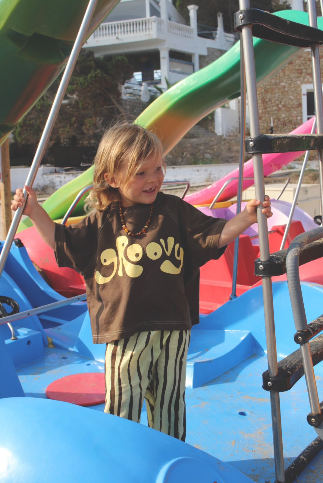 Easy Love T shirt  Kids
